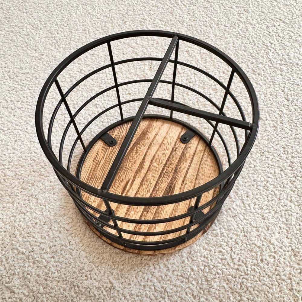 Kohl's Black and Brown Wire Basket